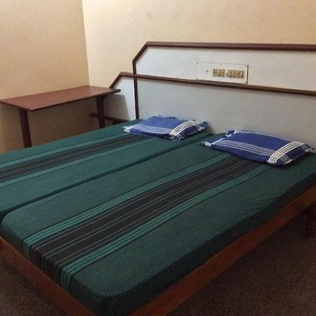 Sakthi Lodge Dharapuram Eksteriør billede