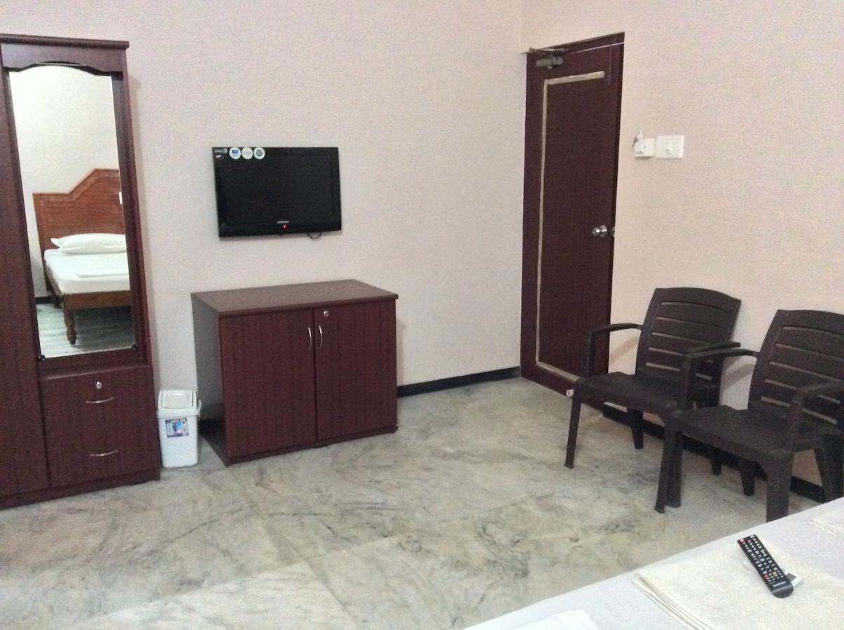 Sakthi Lodge Dharapuram Værelse billede