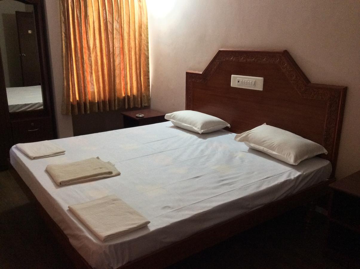 Sakthi Lodge Dharapuram Værelse billede