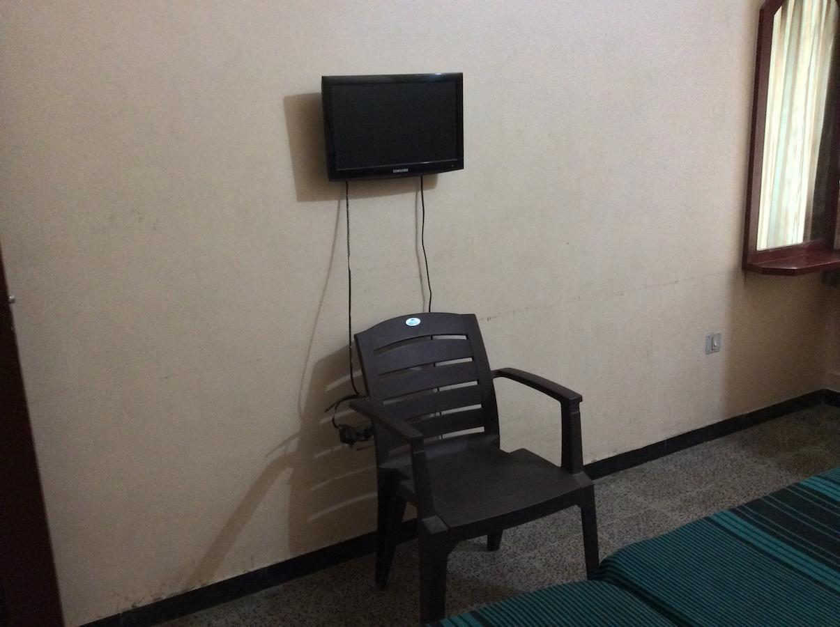 Sakthi Lodge Dharapuram Eksteriør billede
